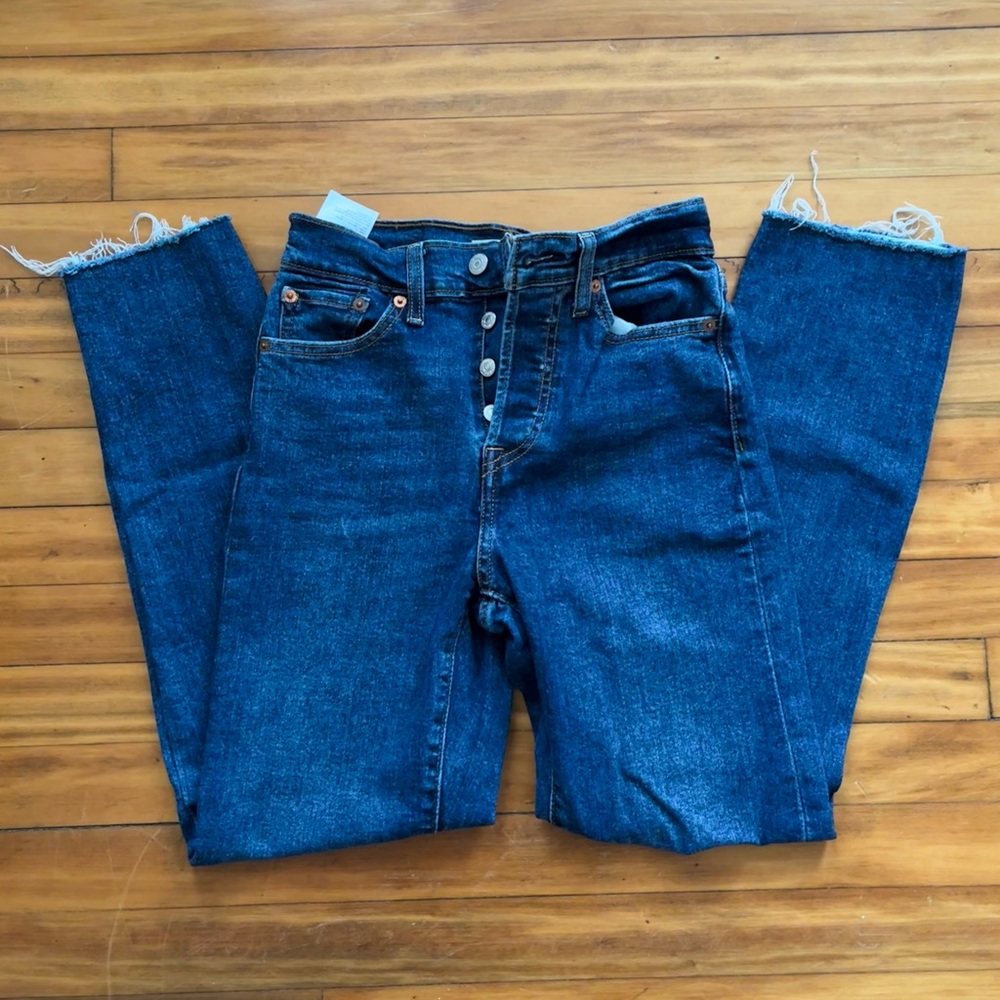 Levi’s Wedgie Straight Jeans